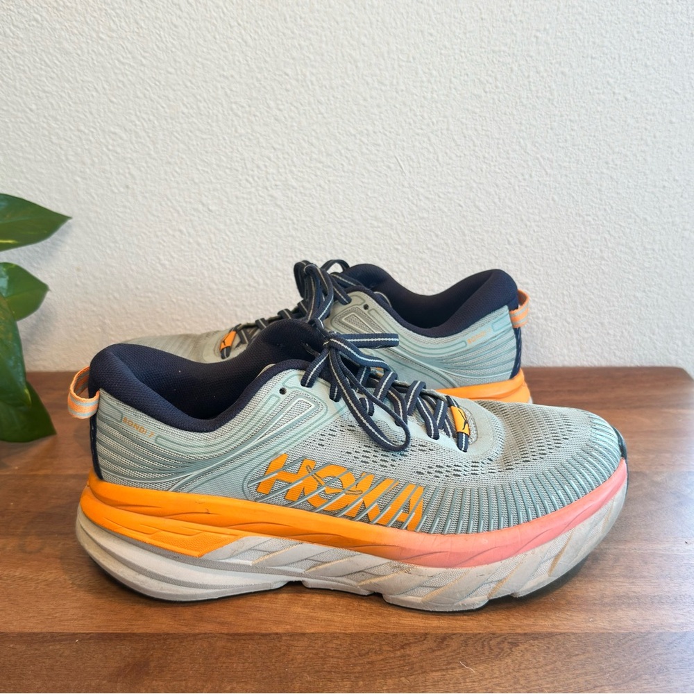 Hoka One Bondi 7.5 Shoes in Orange and Blue